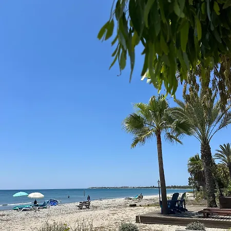 Lägenhet Yialos Village By Cybarco Larnaca