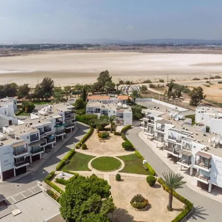 Yialos Village By Cybarco Apartman Lárnaka